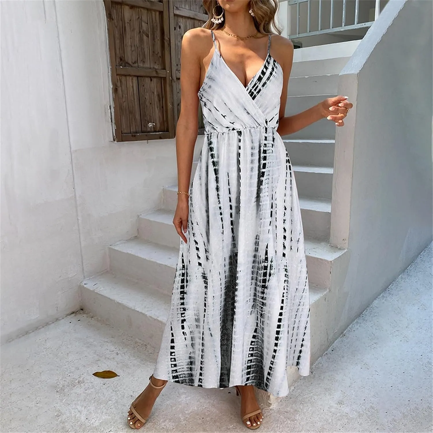 2025 Bohemian Floral Print Dress for Women Summer V Neck Spaghetti Strap Sleeveless Flowy Beach Maxi Dresses