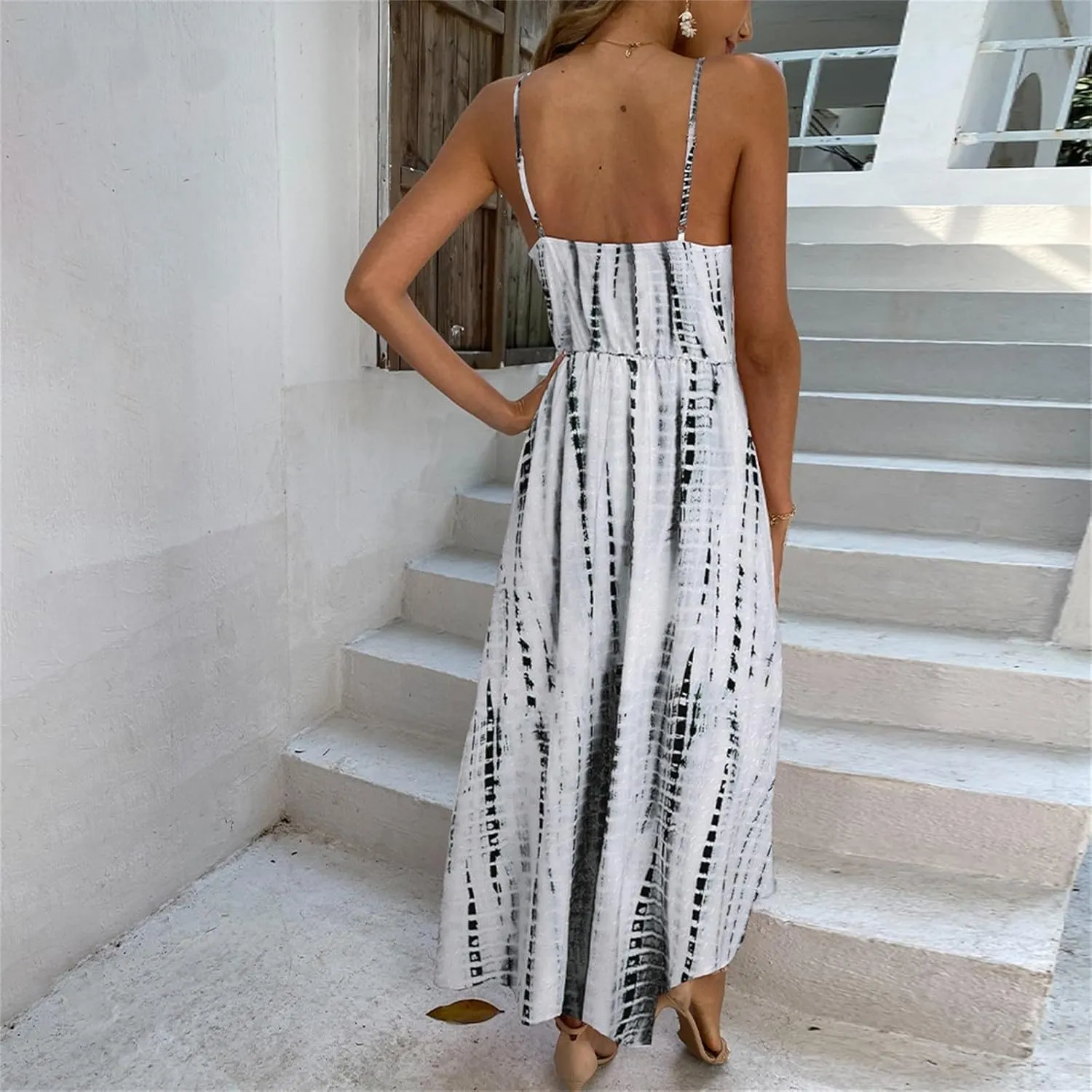 2025 Bohemian Floral Print Dress for Women Summer V Neck Spaghetti Strap Sleeveless Flowy Beach Maxi Dresses