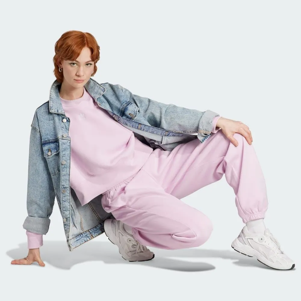 adidas Originals Women's Adicolor Essentials Crew Sweatshirt