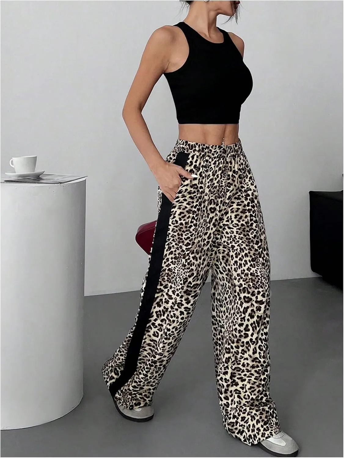 GORGLITTER Women's Y2K Leopard Print Pants Elastic Waist Wide Leg Street Long Trousers with Pockets