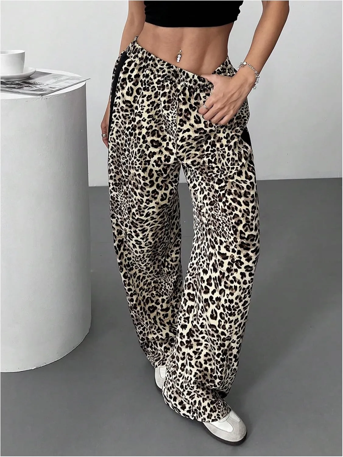 GORGLITTER Women's Y2K Leopard Print Pants Elastic Waist Wide Leg Street Long Trousers with Pockets