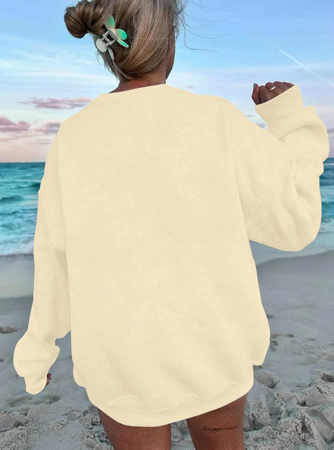 Hilinker Women's Graphic Crewneck Sweatshirts Casual Loose Long Sleeve Pullover Tops