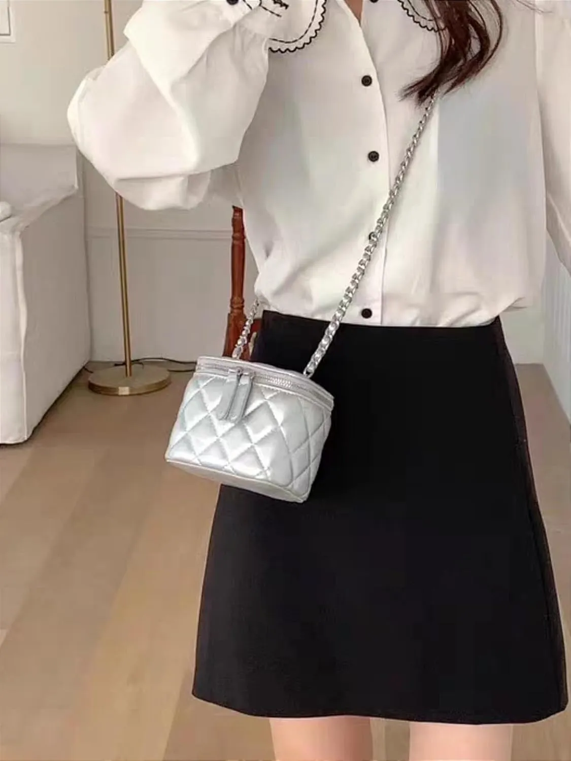 Mini Denim Crossbody Bags for Women Small Vintage Square Box Purse Boho Cross Body Handbags with Chain and Zipper