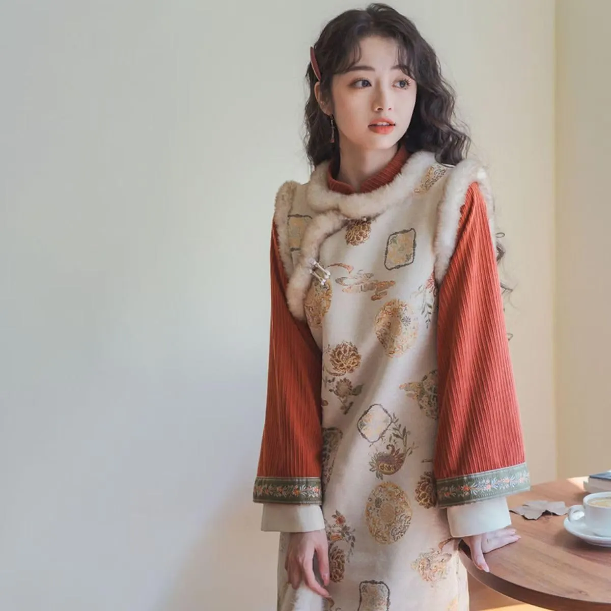 NCDUANSAN Chinese Style Long Sleeved Thick Cheongsam, Spring and Autumn Women's Retro Embroidered Vest Long Skirt