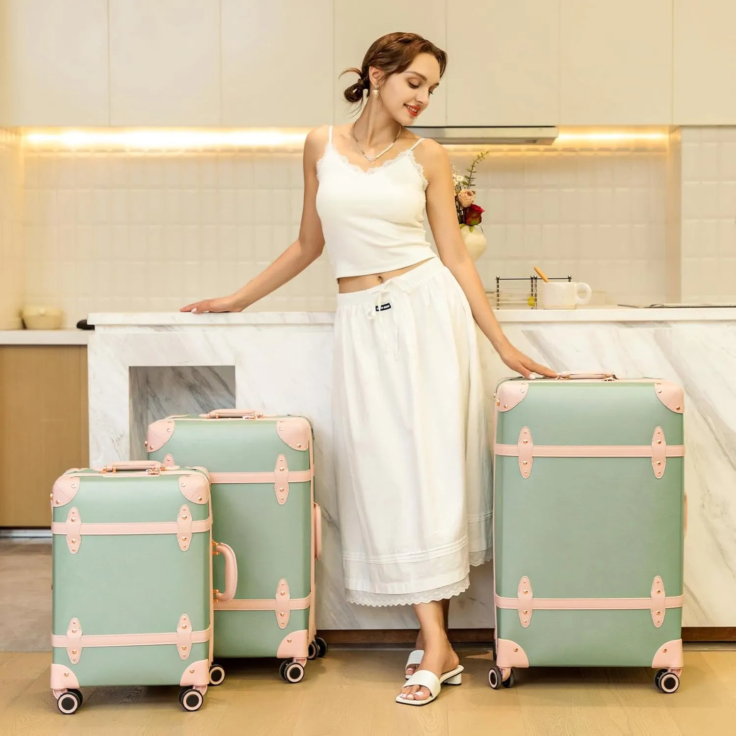 NZBZ Expandable Vintage Luggage Sets For Women Retro Luggage Set Handmade Vintage Suitcase Set with Leather Accents (Green with Pink, 20inch & 24inch & 28inch)