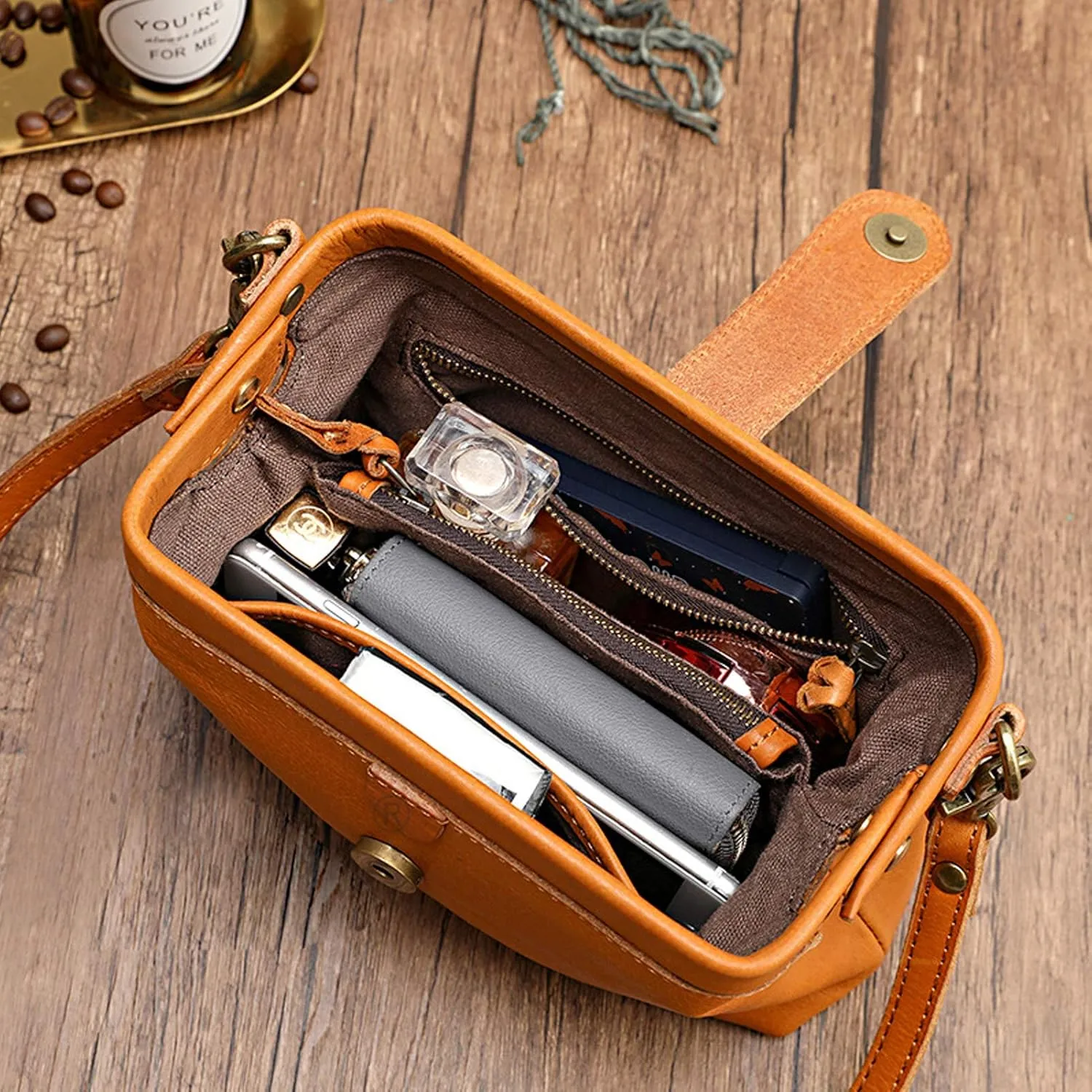 Small Leather Retro Crossbody Bag Ladies Shoulder Satchel Bag Handbag Vintage Handmade Doctor Bag