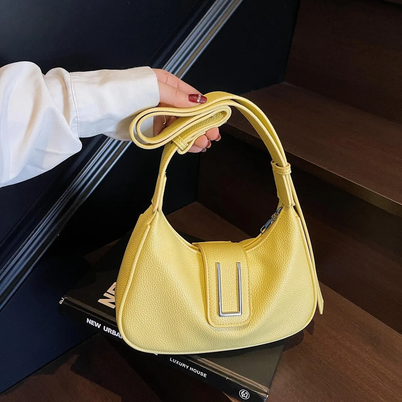 Trendy Shoulder Crossbody Hobo Bag for women Handbags,Lichee Pattern Cute Purse with Adjustable Strap