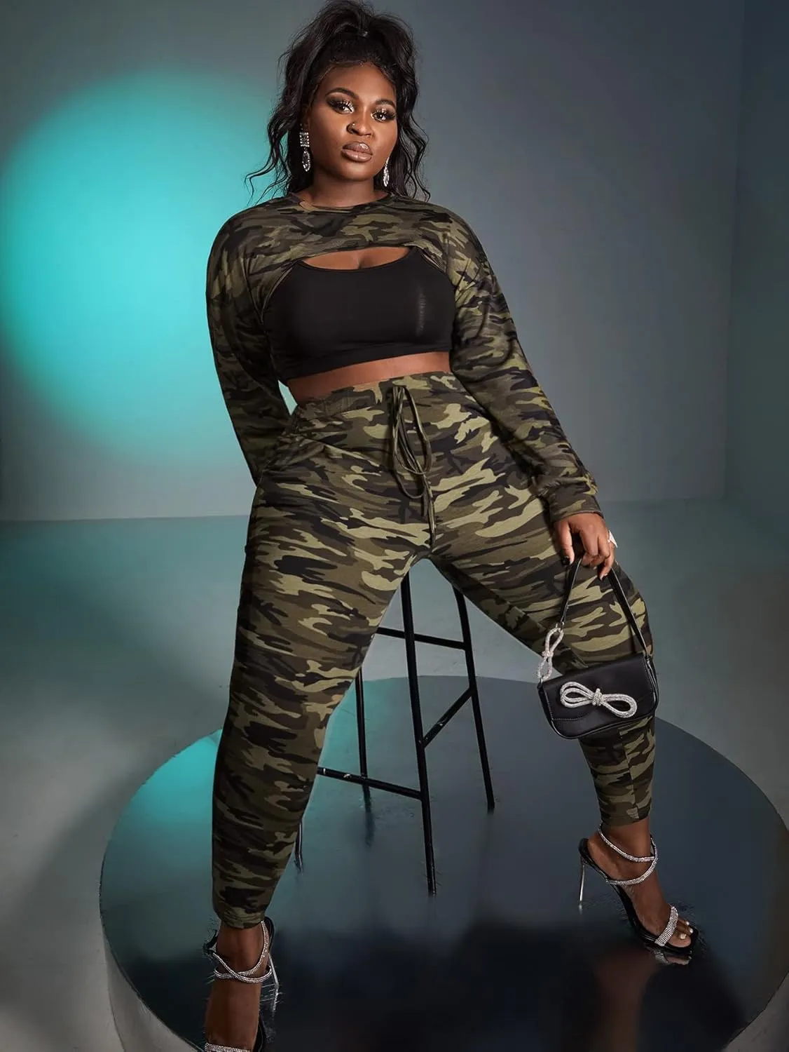 WDIRARA Women's Plus Size Camo Print Tie Front Stretch Skinny Long Pants