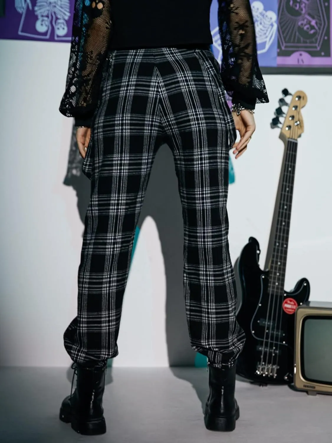 WDIRARA Women's Y2k Plaid Print Elastic Waist Fashion Straight Leg Pants Trousers