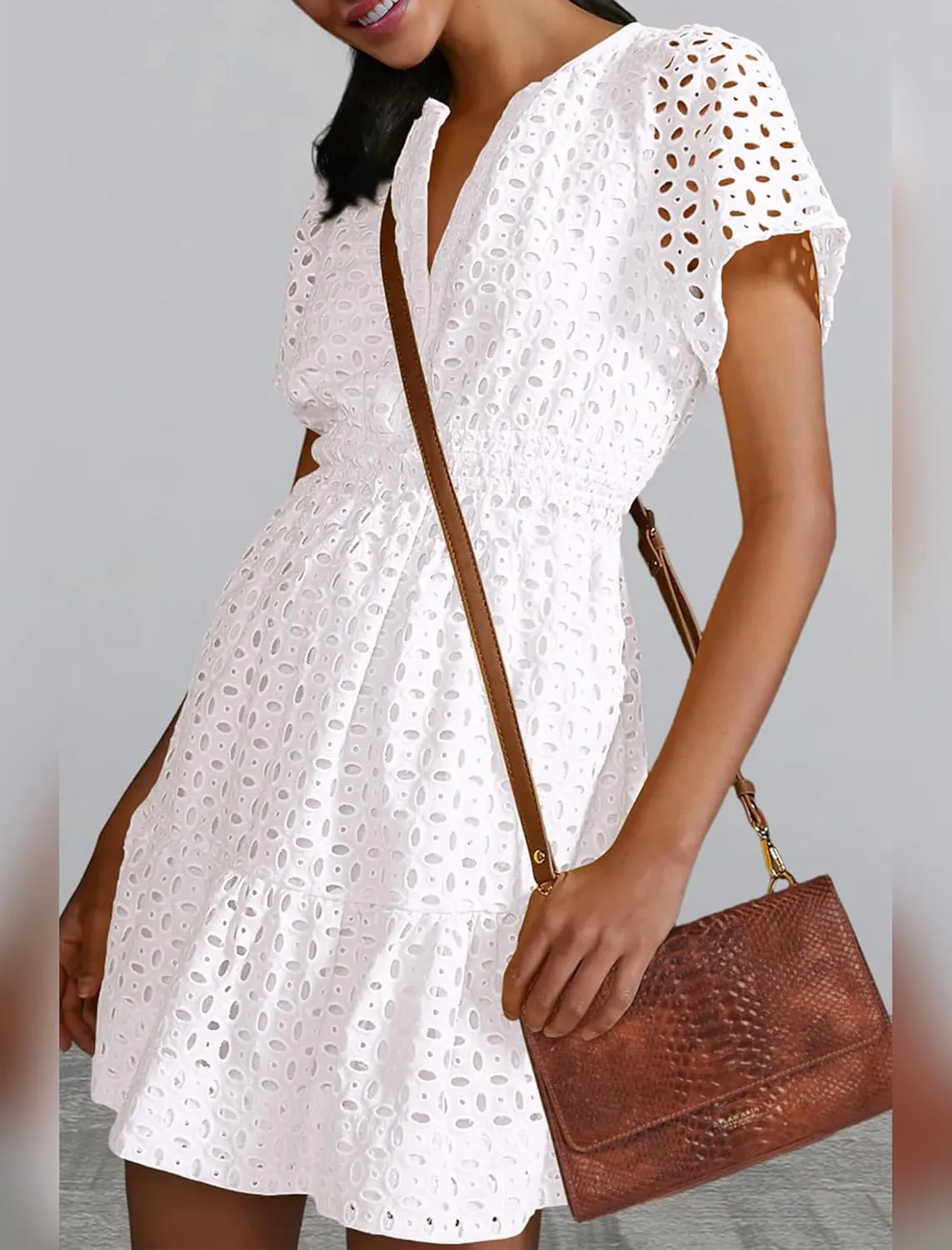 Women's 2024 Summer Short Sleeve Dress V Neck A Line Hollow Out Short Dress Cute Casual Beach Party Cocktail Dresses