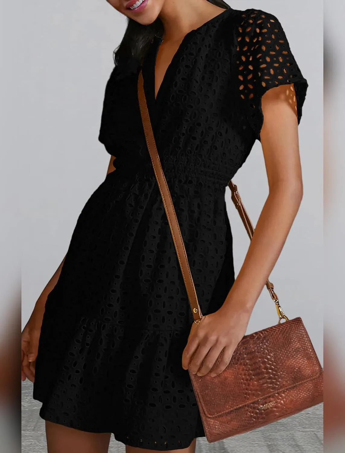 Women's 2024 Summer Short Sleeve Dress V Neck A Line Hollow Out Short Dress Cute Casual Beach Party Cocktail Dresses