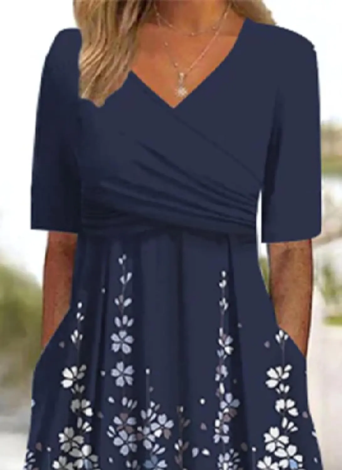 Womens 2025 Fashion Outfits Plant Print Side Pocket Midi Dress Stylish V Neck Midi Dress