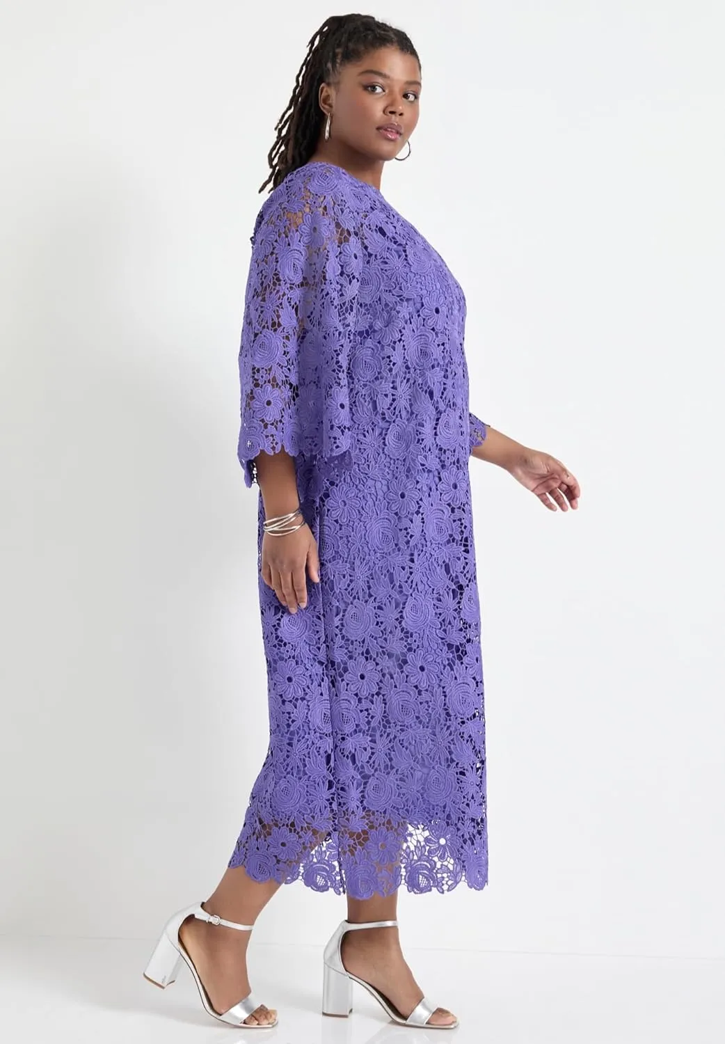 Women's Plus Size Bell-Sleeve Lace Midi Dress