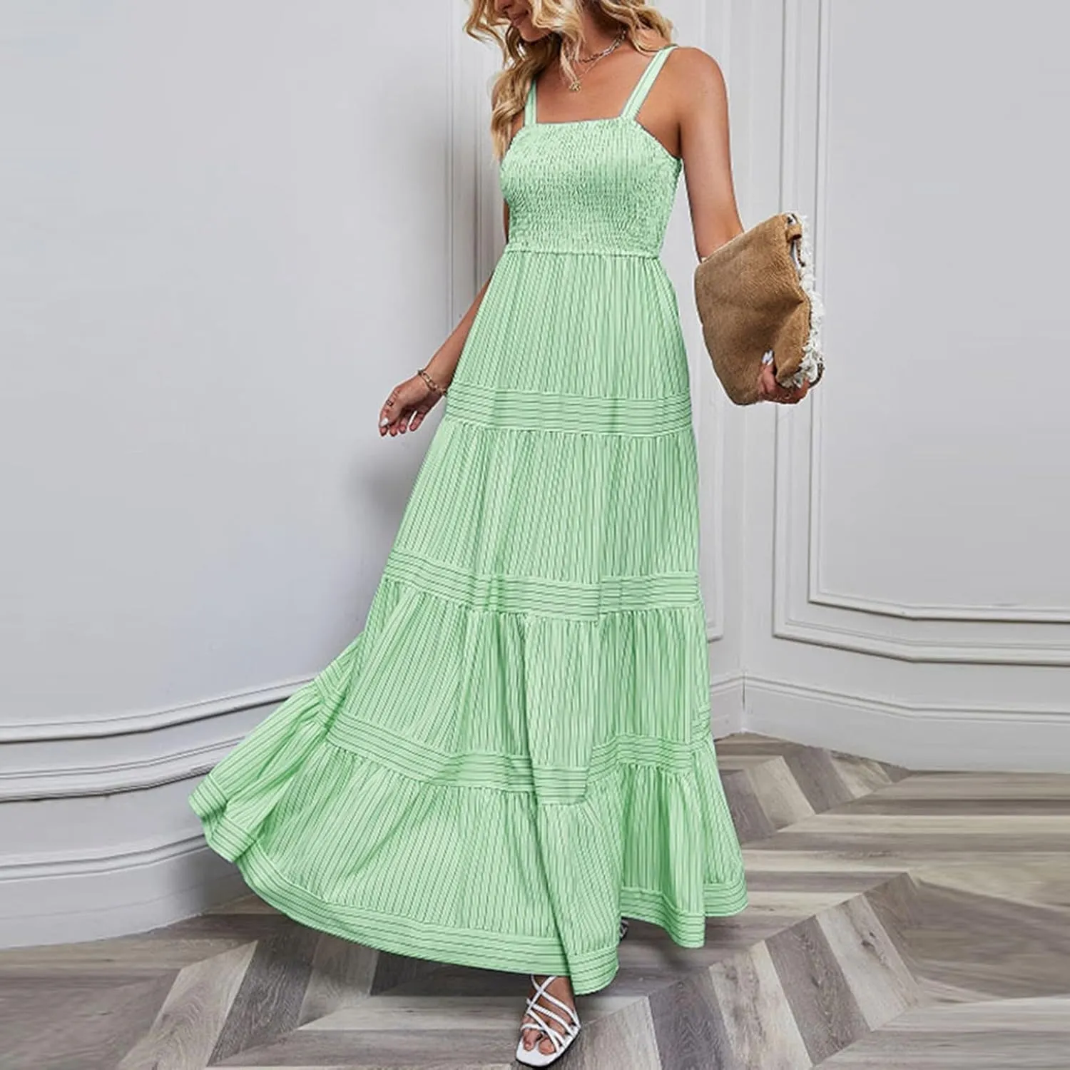 Women's Sleeveless Maxi Dress Striped Print Smocked Sexy Spaghetti Strap Square Neck Flowy Swing Maxi Length Dress