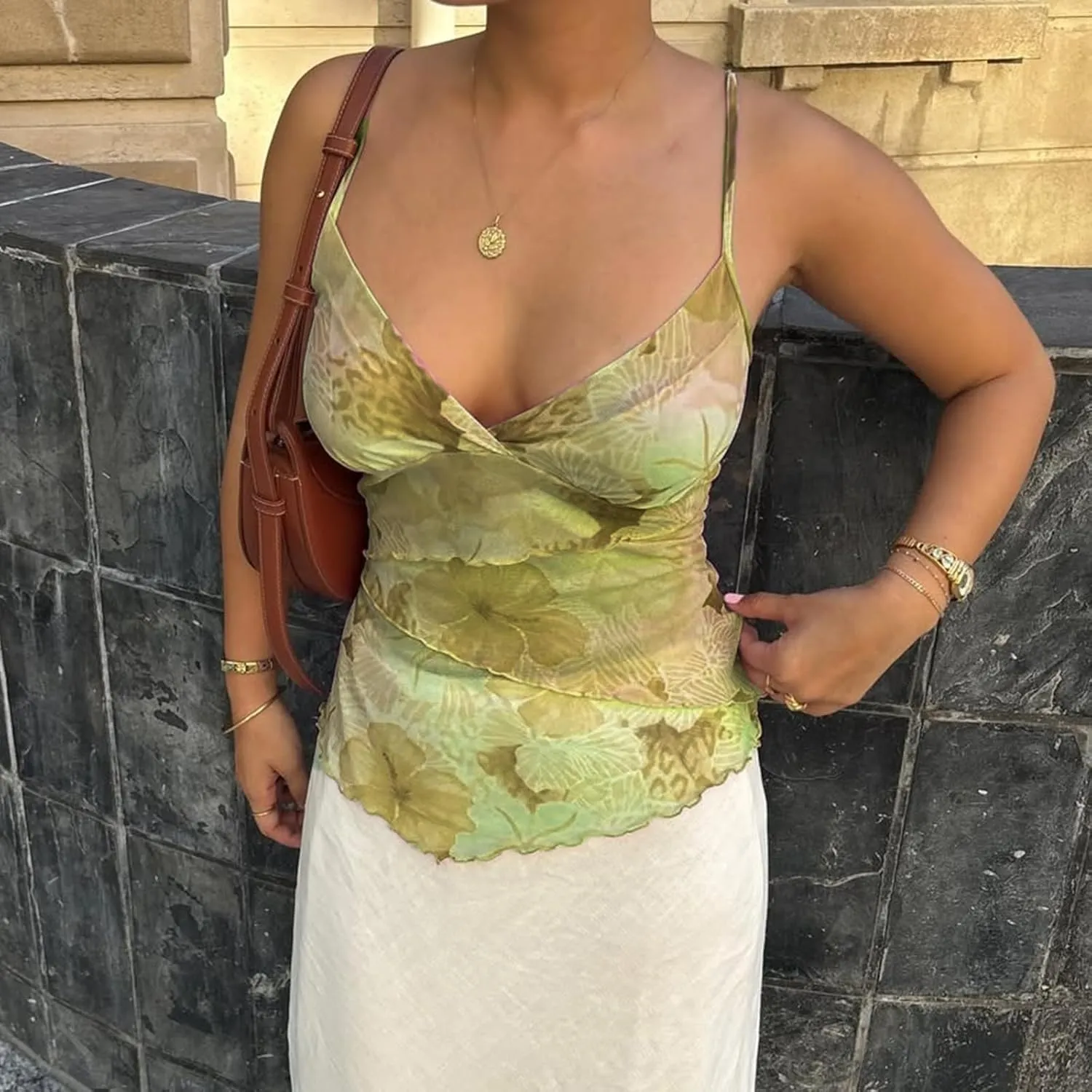 Y2k Women Lace Tank Tops Crop Sleeveless V Neck Spaghetti Strap Camisole Sexy Slim Fit Going Out Cami Shirt
